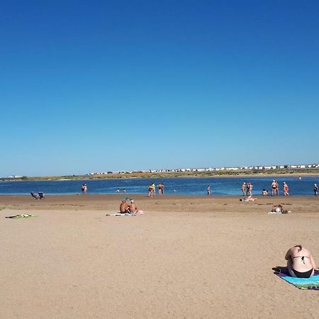 Studio Cabine Avec Jardinet A 30 M De La Plage, Au Calme. Gruissan Ngoại thất bức ảnh