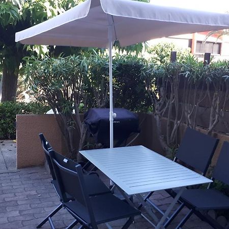Studio Cabine Avec Jardinet A 30 M De La Plage, Au Calme. Gruissan Ngoại thất bức ảnh